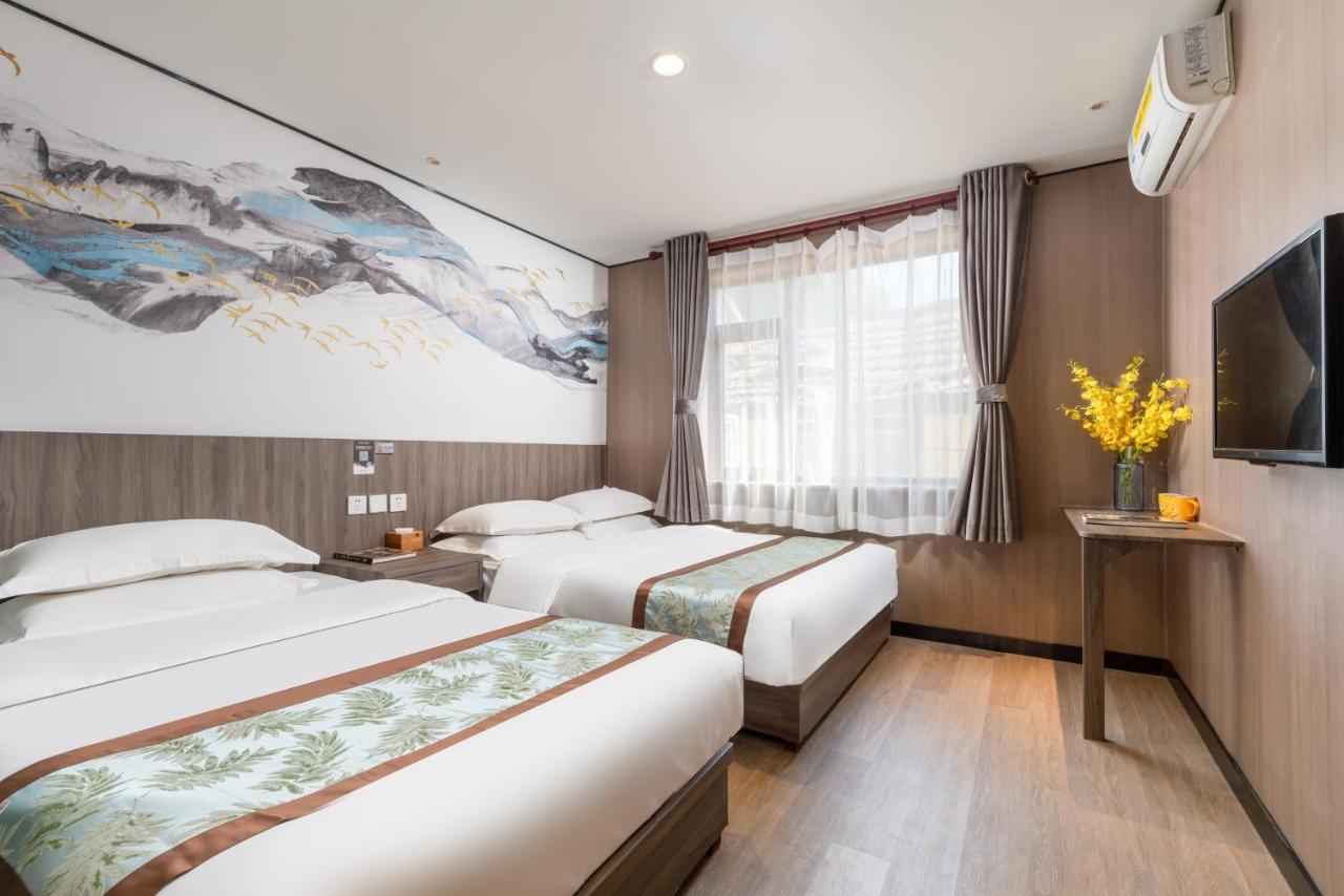 East Sacred Hotel ᴸᴱo---Foreign Accept---Tourism Service English-Speaking 丨 Near Tiananmen Forbidden City丨very Close To Metro Zhangzizhong And Beixinqiao 丨european Foot Ball English丨free Advance Tickets And Laundry Drying Service Coffee Snacks Beijing Exterior foto