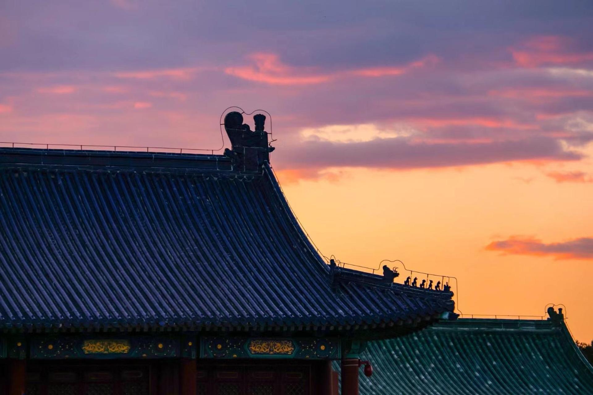 East Sacred Hotel ᴸᴱo---Foreign Accept---Tourism Service English-Speaking 丨 Near Tiananmen Forbidden City丨very Close To Metro Zhangzizhong And Beixinqiao 丨european Foot Ball English丨free Advance Tickets And Laundry Drying Service Coffee Snacks Beijing Exterior foto