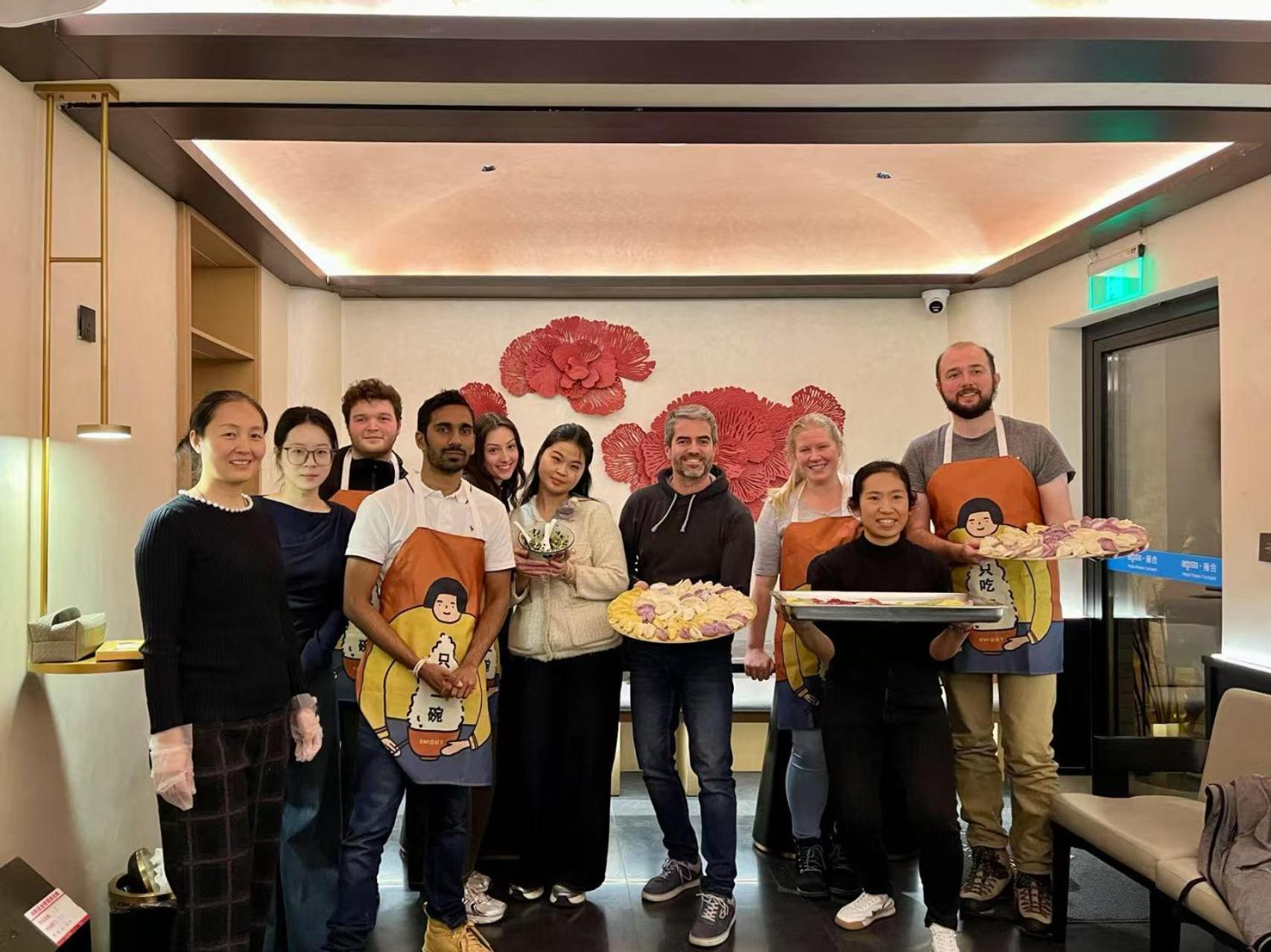 East Sacred Hotel ᴸᴱo---Foreign Accept---Tourism Service English-Speaking 丨 Near Tiananmen Forbidden City丨very Close To Metro Zhangzizhong And Beixinqiao 丨european Foot Ball English丨free Advance Tickets And Laundry Drying Service Coffee Snacks Beijing Exterior foto